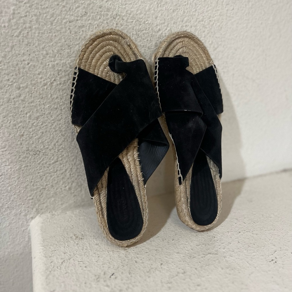 Vince women size 9 black suede crisscross slip on sandals summer beach comfort‎